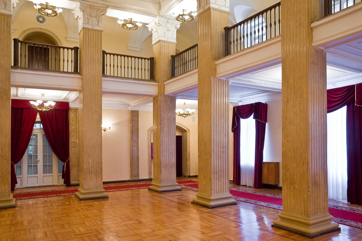 Дворец на яузе аренда в историческом здании