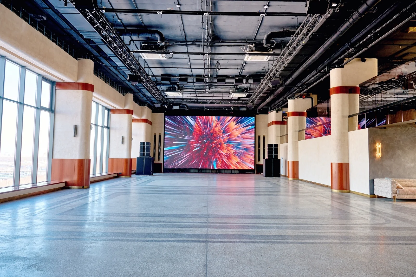 listing card gallery