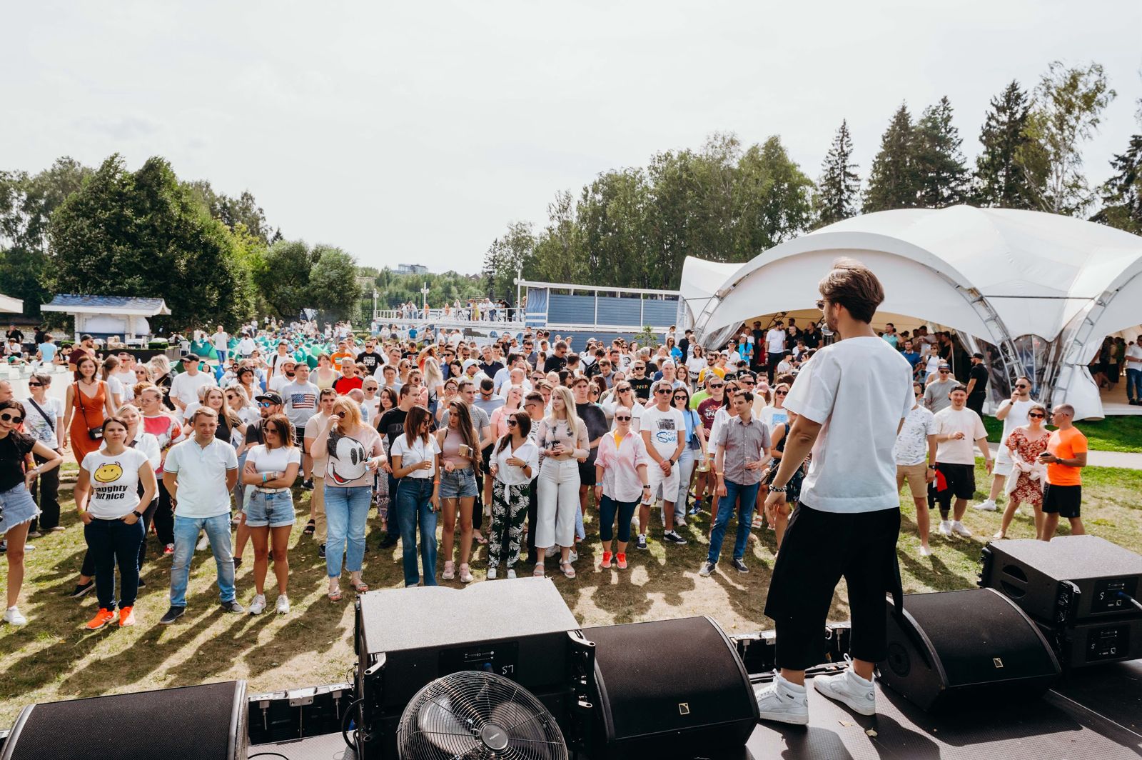 Летняя площадка для тимбилдинга